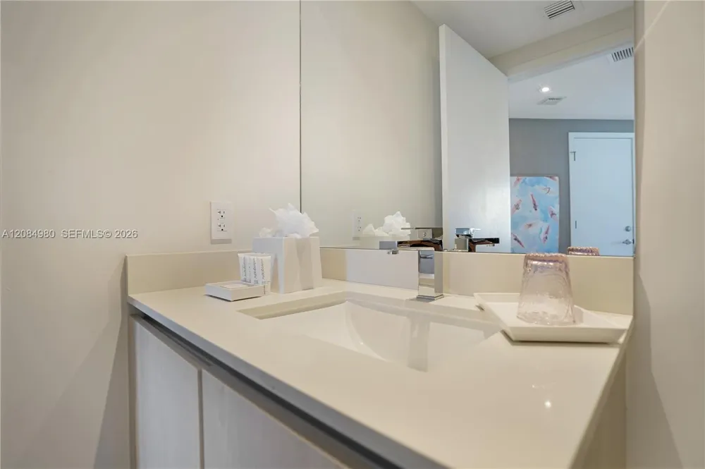 4010 S Ocean Dr #R3302 Hollywood, FL 33019