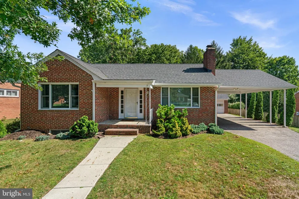2206 PLEASANT DRIVE Baltimore, MD 21228