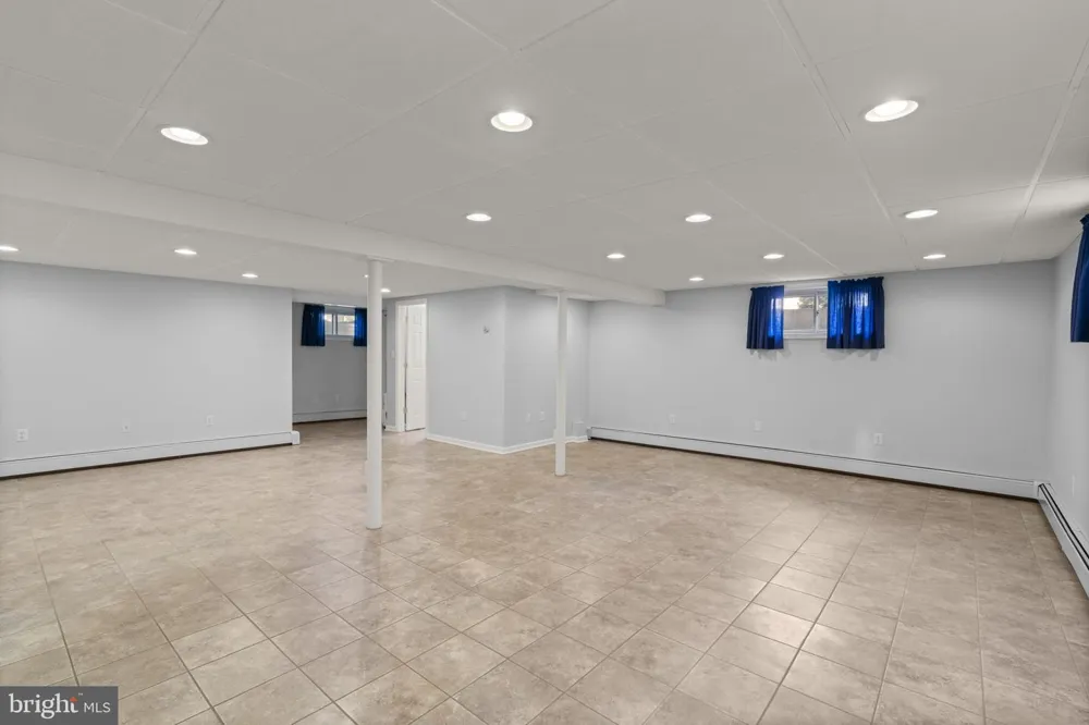 2206 PLEASANT DRIVE Baltimore, MD 21228