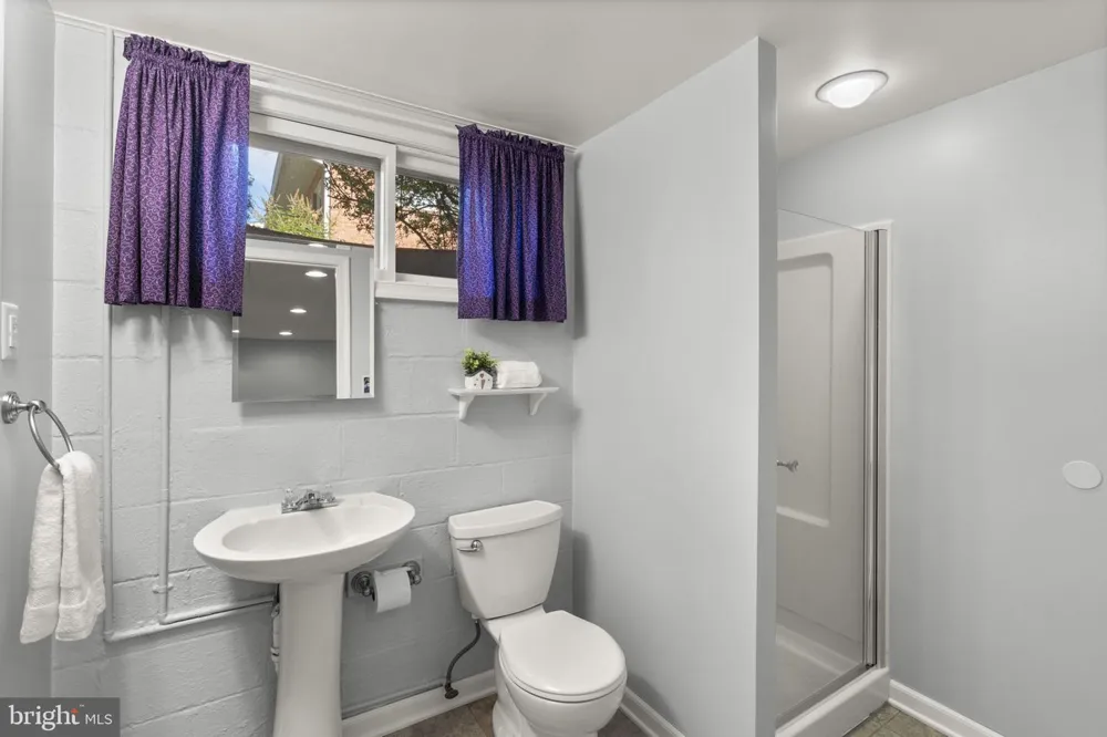 2206 PLEASANT DRIVE Baltimore, MD 21228