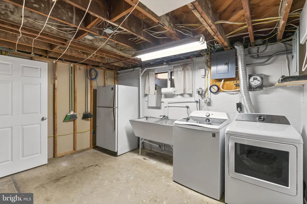 2206 PLEASANT DRIVE Baltimore, MD 21228