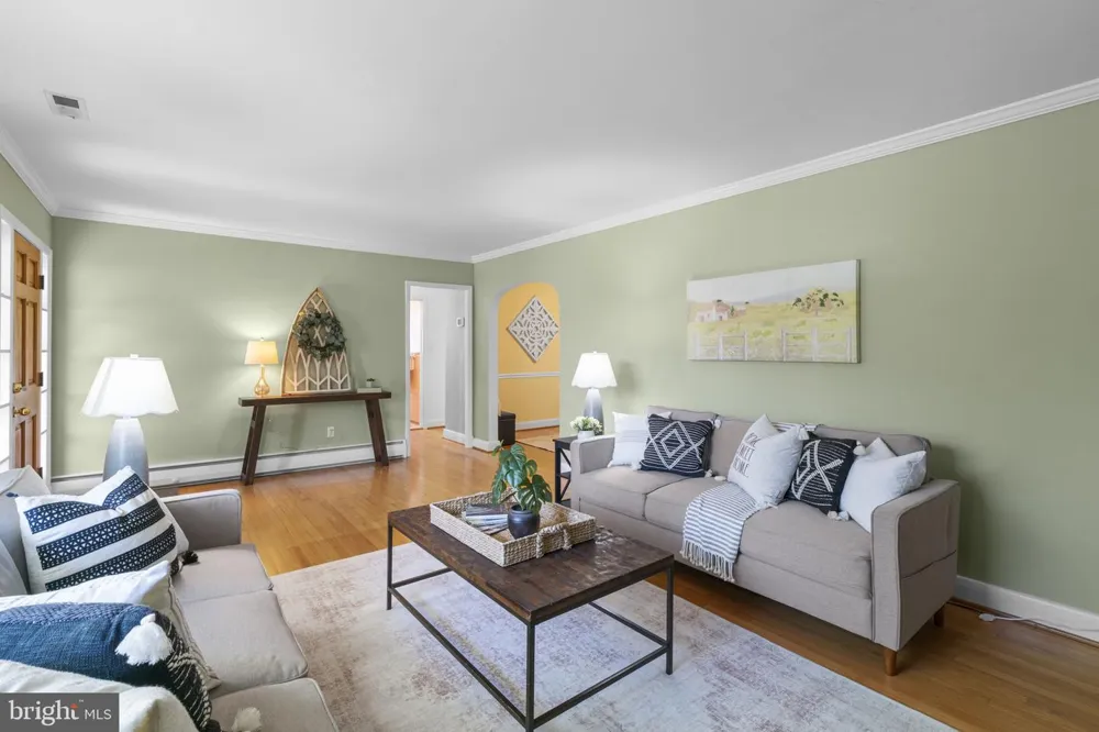 2206 PLEASANT DRIVE Baltimore, MD 21228