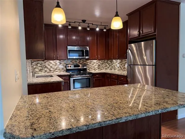 605 S Alton Way #9B Denver, CO 80247