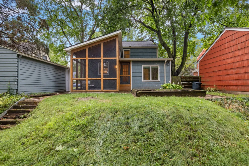 314 Mark Hannah Place Ann Arbor, MI 48103