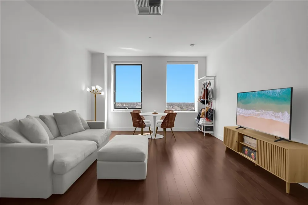 3810 Wilshire Boulevard #1009 Los Angeles, CA 90010