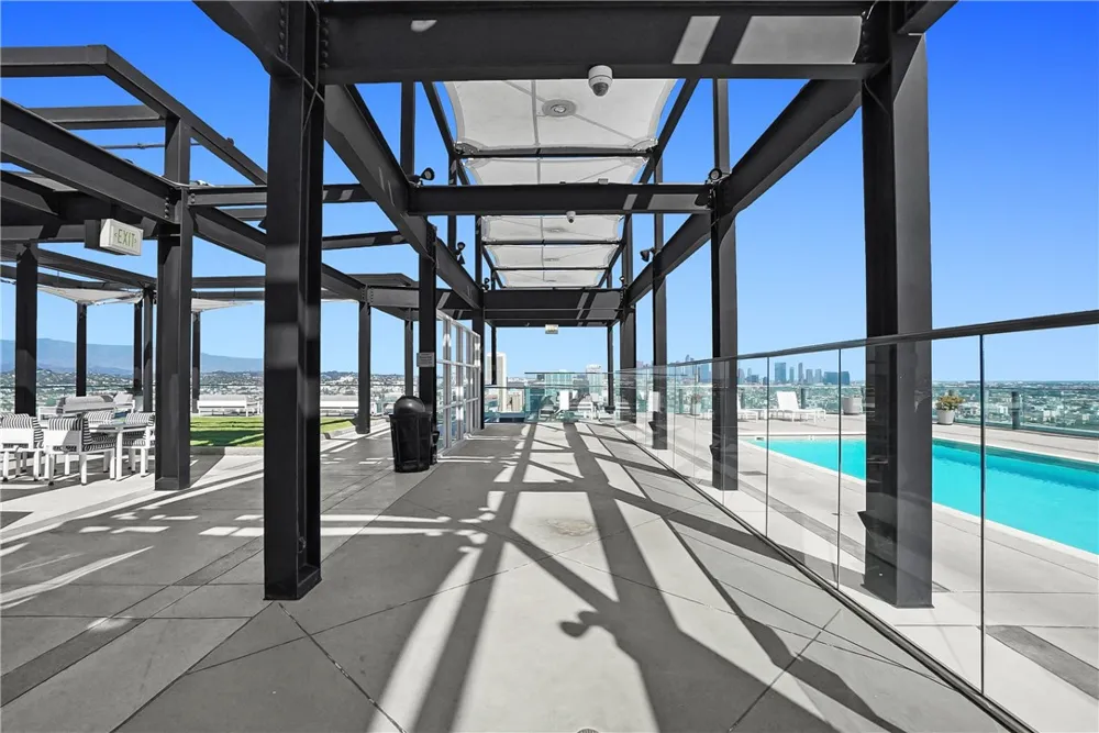 3810 Wilshire Boulevard #1009 Los Angeles, CA 90010