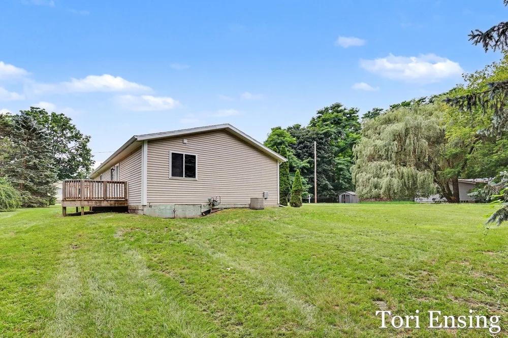 326 Mills Street Greenville, MI 48838