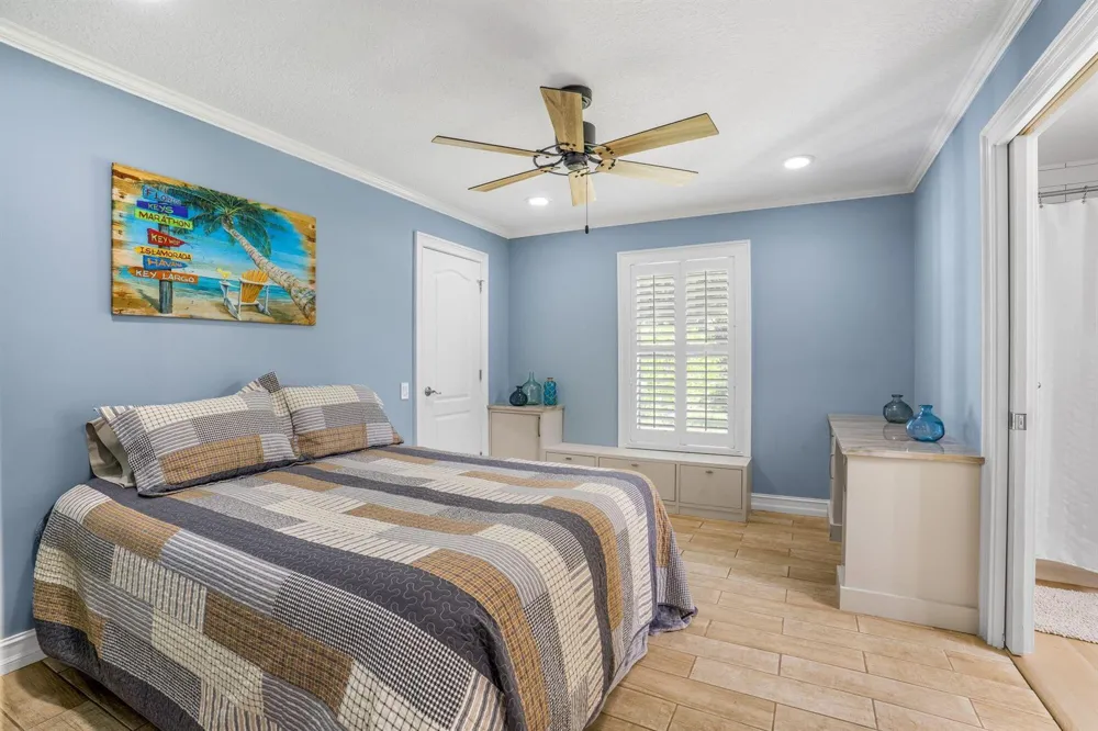 4390 2nd Square SW Vero Beach, FL 32968