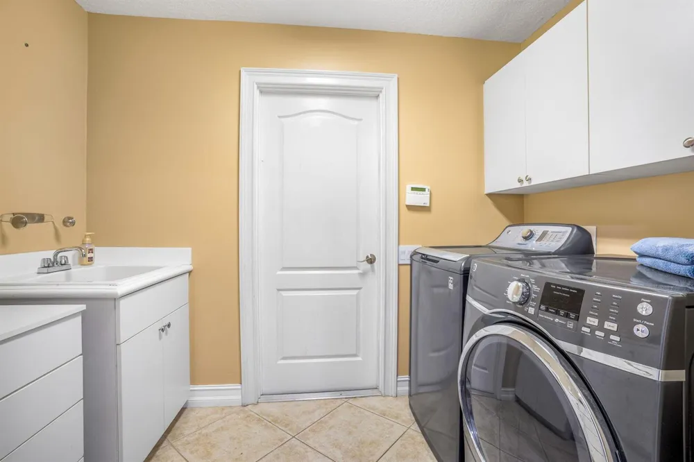 4390 2nd Square SW Vero Beach, FL 32968