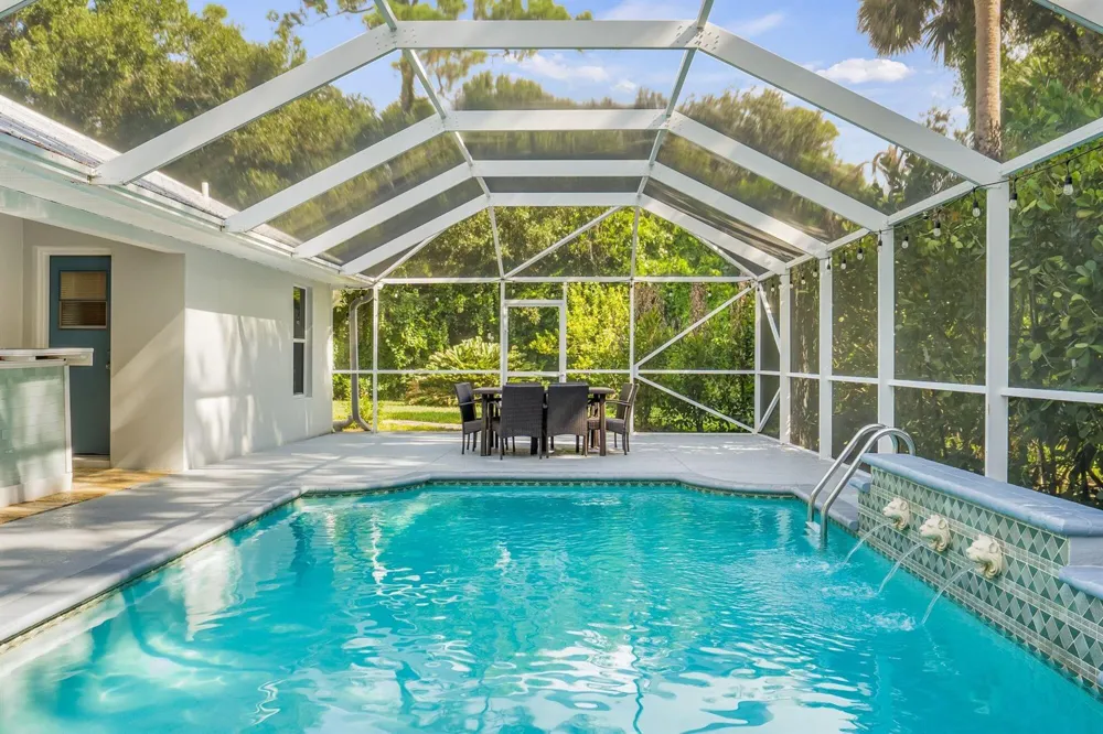 4390 2nd Square SW Vero Beach, FL 32968