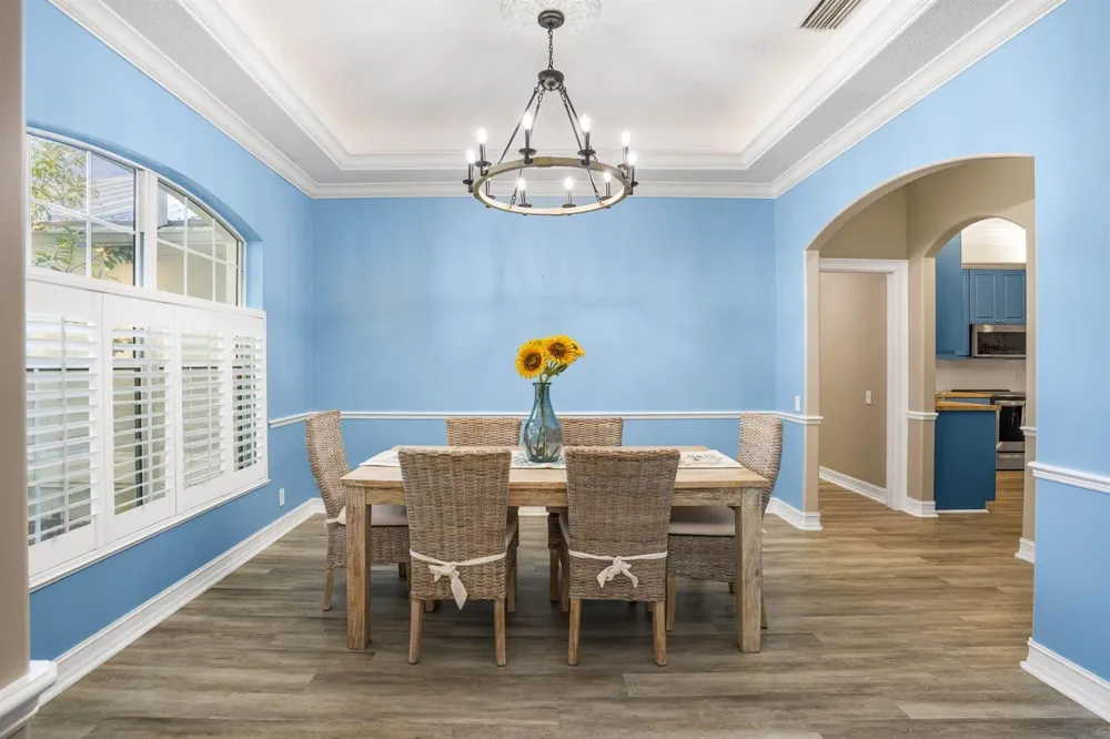 4390 2nd Square SW Vero Beach, FL 32968