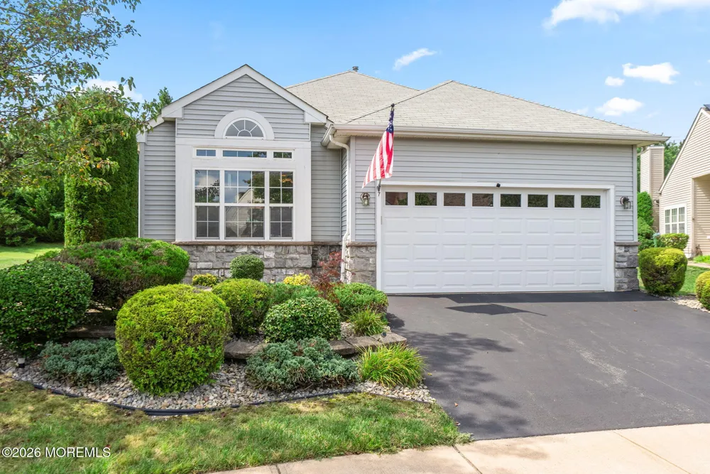7 Kensington Road Manchester, NJ 08759