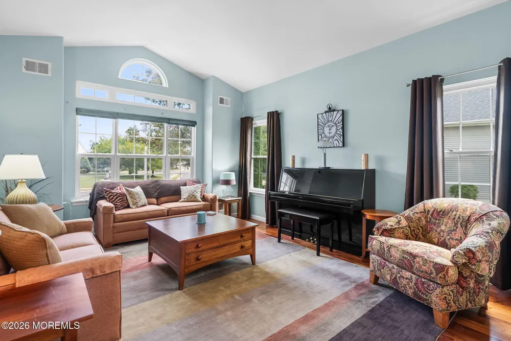 7 Kensington Road Manchester, NJ 08759