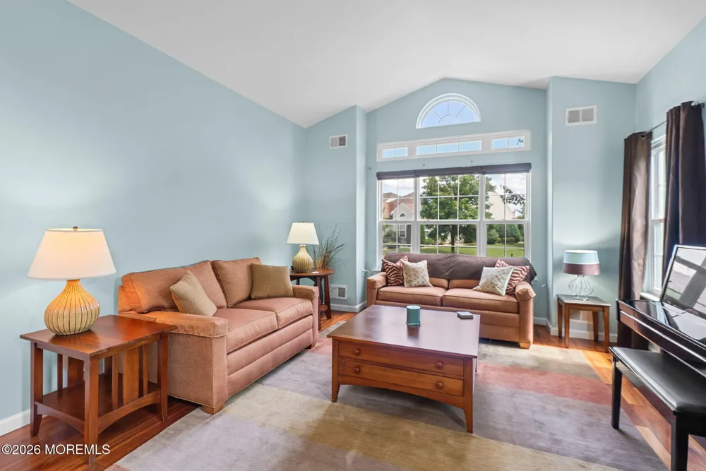 7 Kensington Road Manchester, NJ 08759