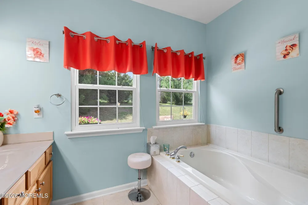 7 Kensington Road Manchester, NJ 08759