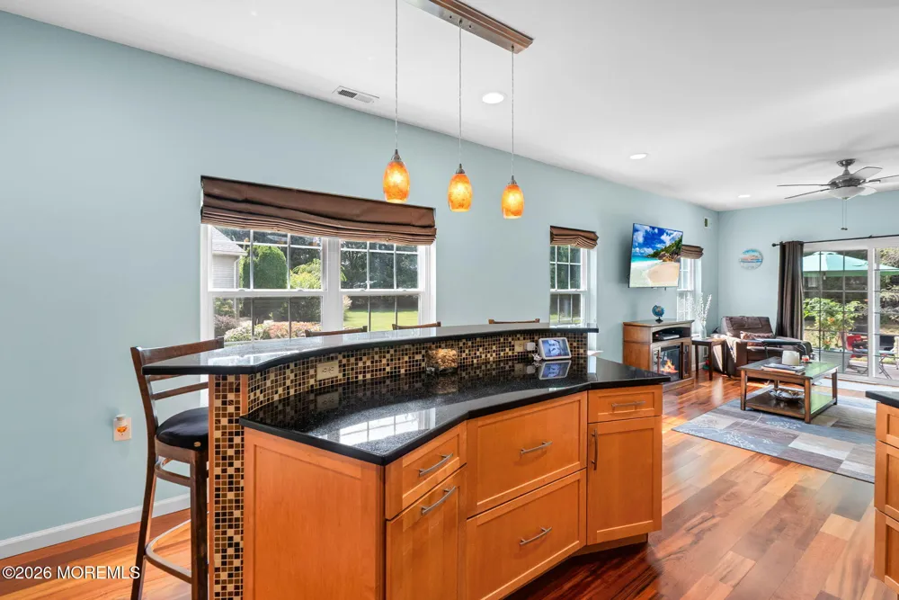 7 Kensington Road Manchester, NJ 08759