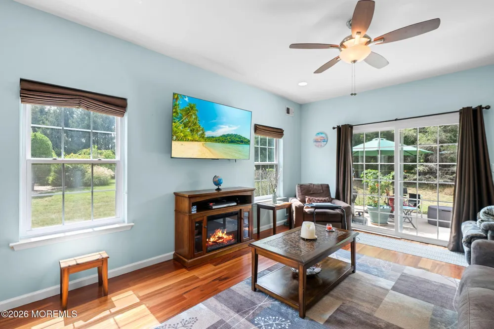 7 Kensington Road Manchester, NJ 08759