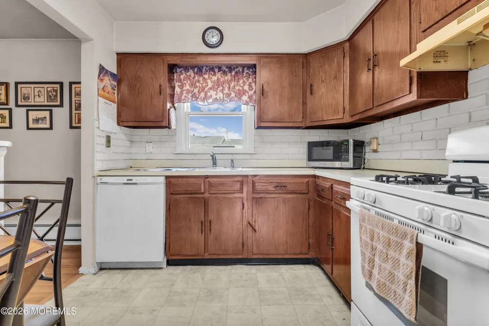 62 Westbrook Drive Toms River, NJ 08757
