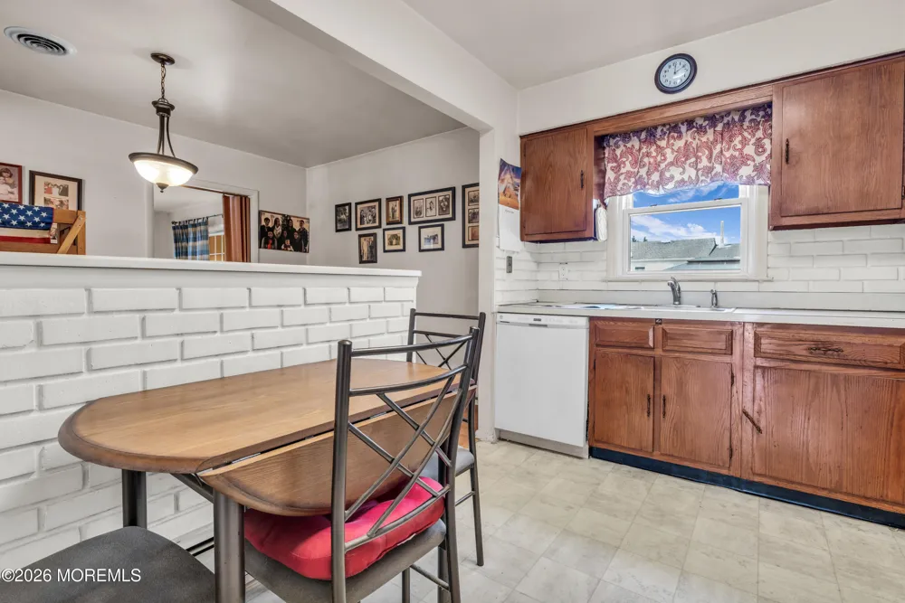 62 Westbrook Drive Toms River, NJ 08757