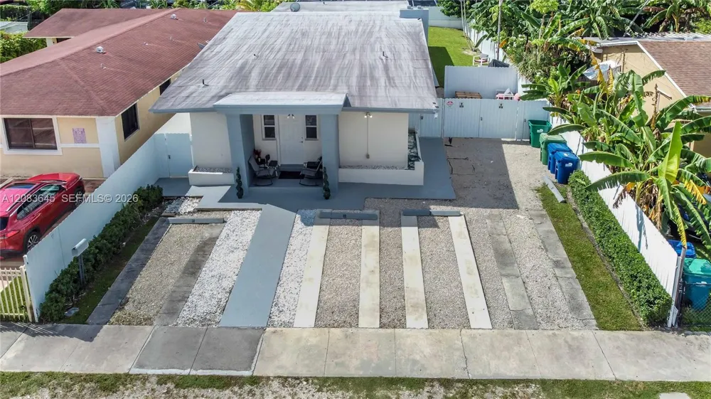 1236 NE 109th St #2 Miami, FL 33161
