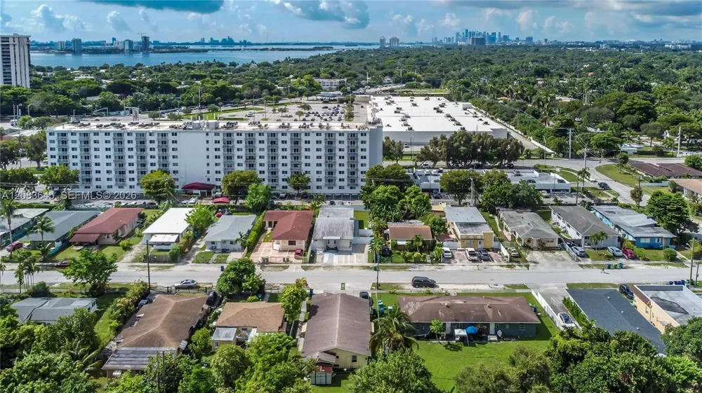 1236 NE 109th St #2 Miami, FL 33161