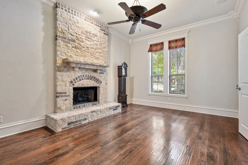 3905 Andrew Avenue Denton, TX 76210