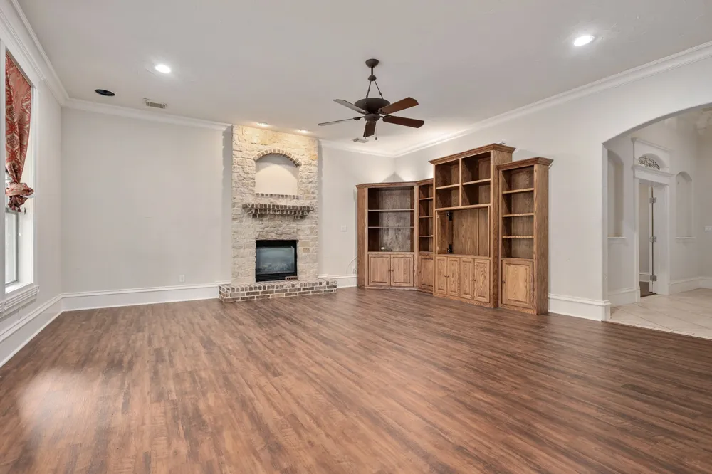 3905 Andrew Avenue Denton, TX 76210