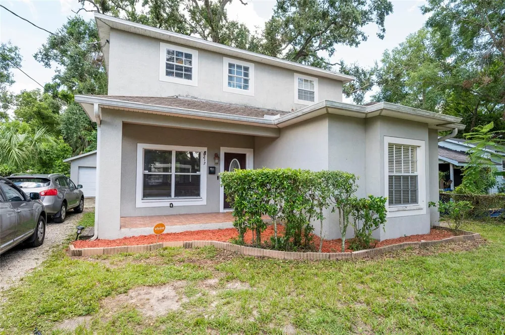 8213 KLONDYKE STREET Tampa, FL 33604