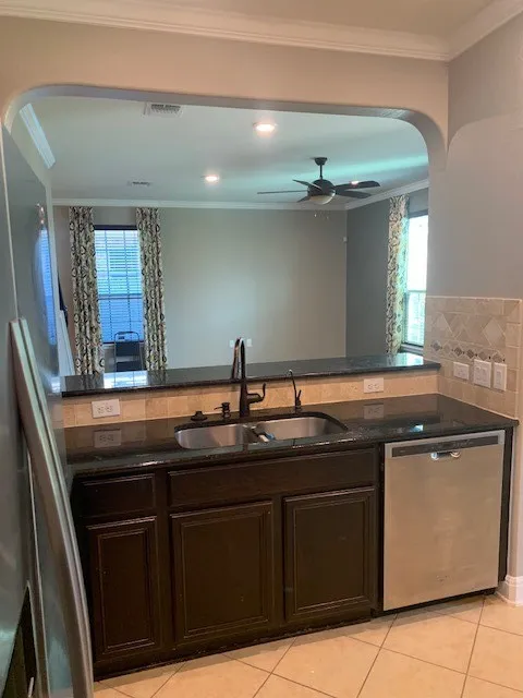 12308 Ferrystone Glen Drive Del Valle, TX 78617