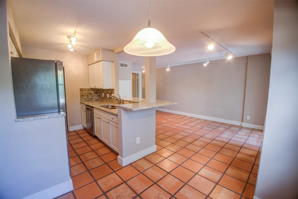 1306 Norwalk Lane #206 Austin, TX 78703