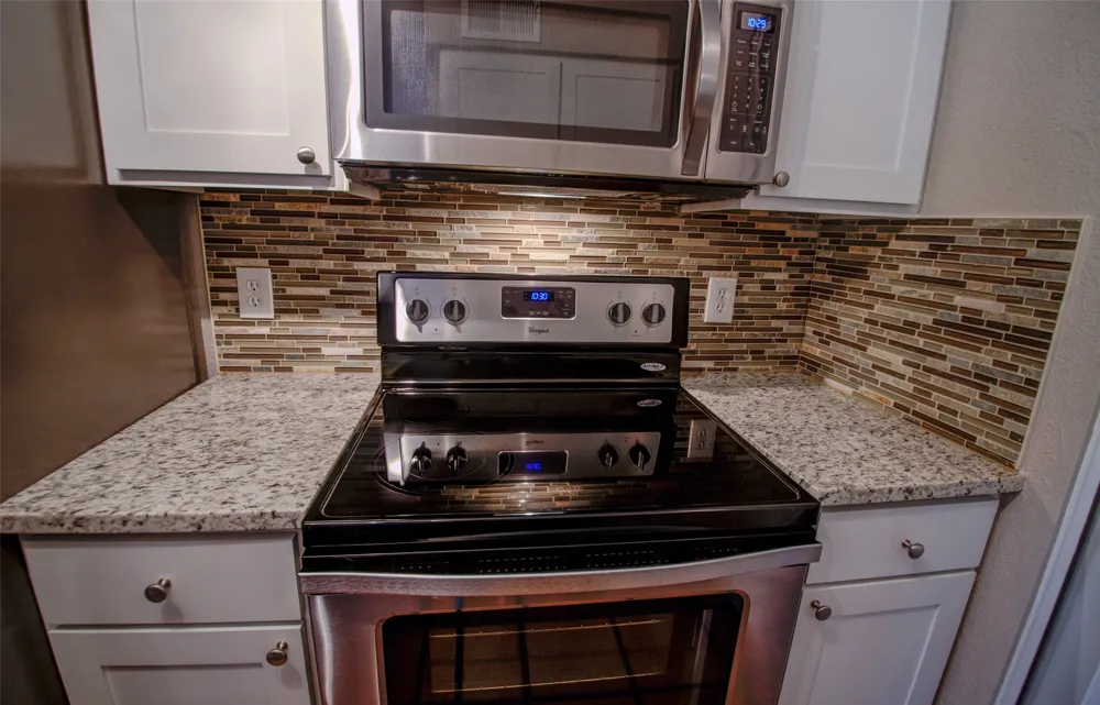 1306 Norwalk Lane #206 Austin, TX 78703