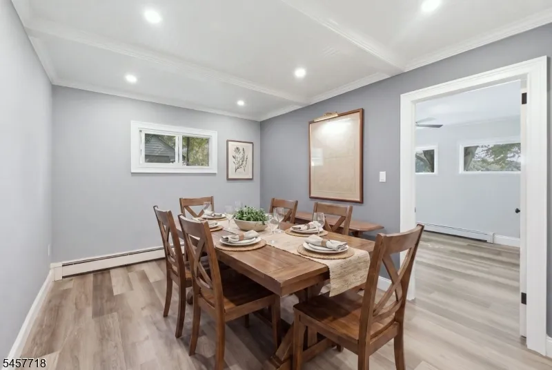 49 Oslo Dr Rockaway, NJ 07866