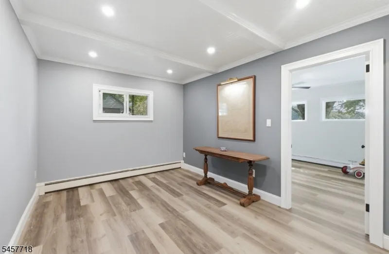 49 Oslo Dr Rockaway, NJ 07866