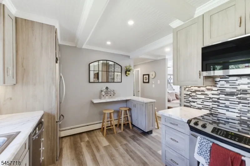 49 Oslo Dr Rockaway, NJ 07866