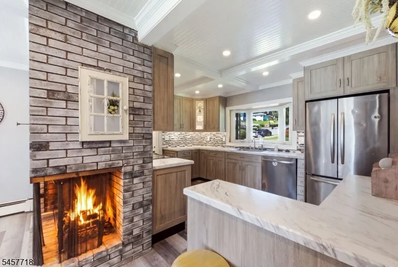 49 Oslo Dr Rockaway, NJ 07866