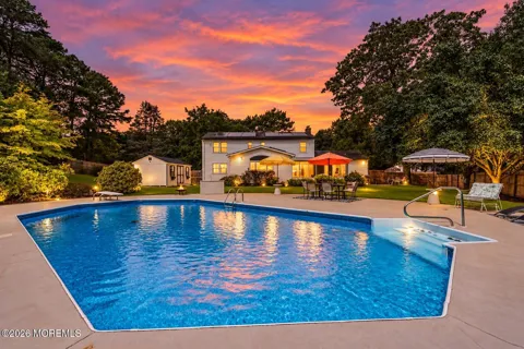 10 Harmony Hill Court