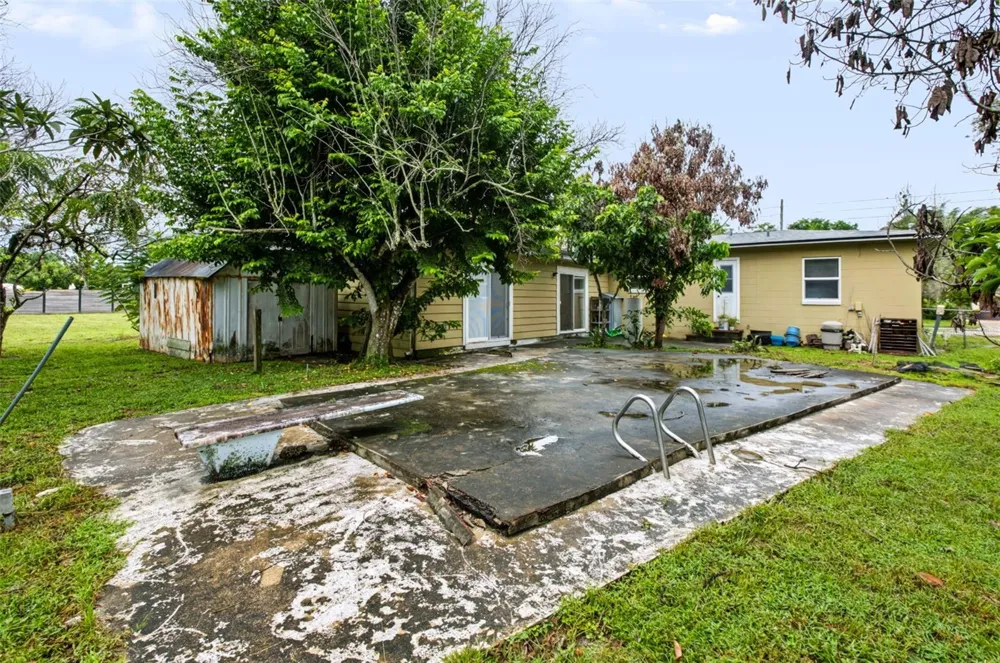 1111 BUMBY AVENUE Orlando, FL 32803