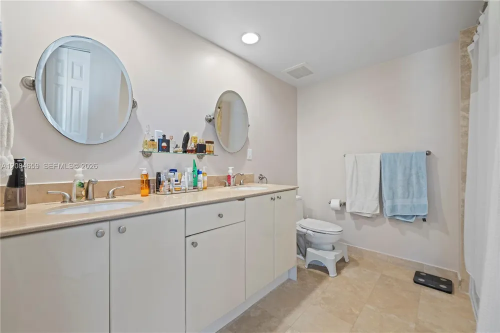 1745 E Hallandale Beach Blvd #2204W Hallandale Beach, FL 33009