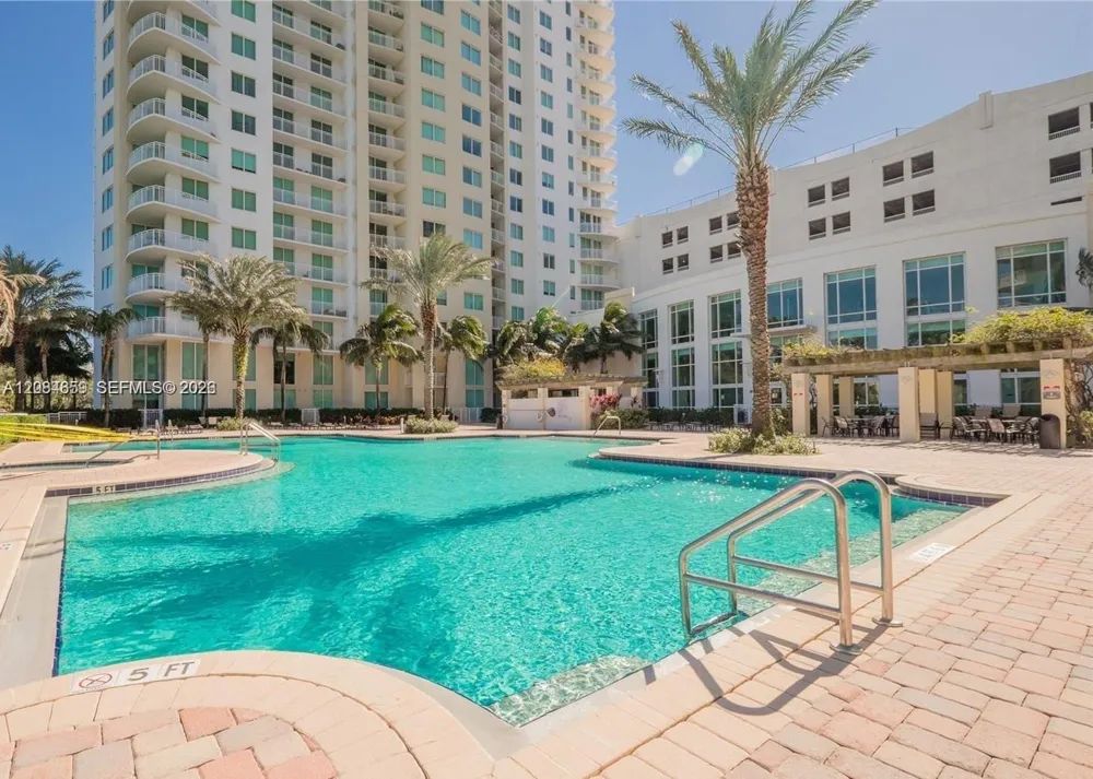 1745 E Hallandale Beach Blvd #2204W Hallandale Beach, FL 33009