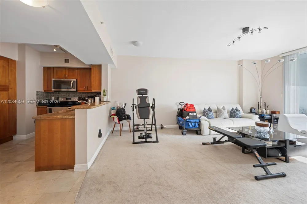 1745 E Hallandale Beach Blvd #2204W Hallandale Beach, FL 33009