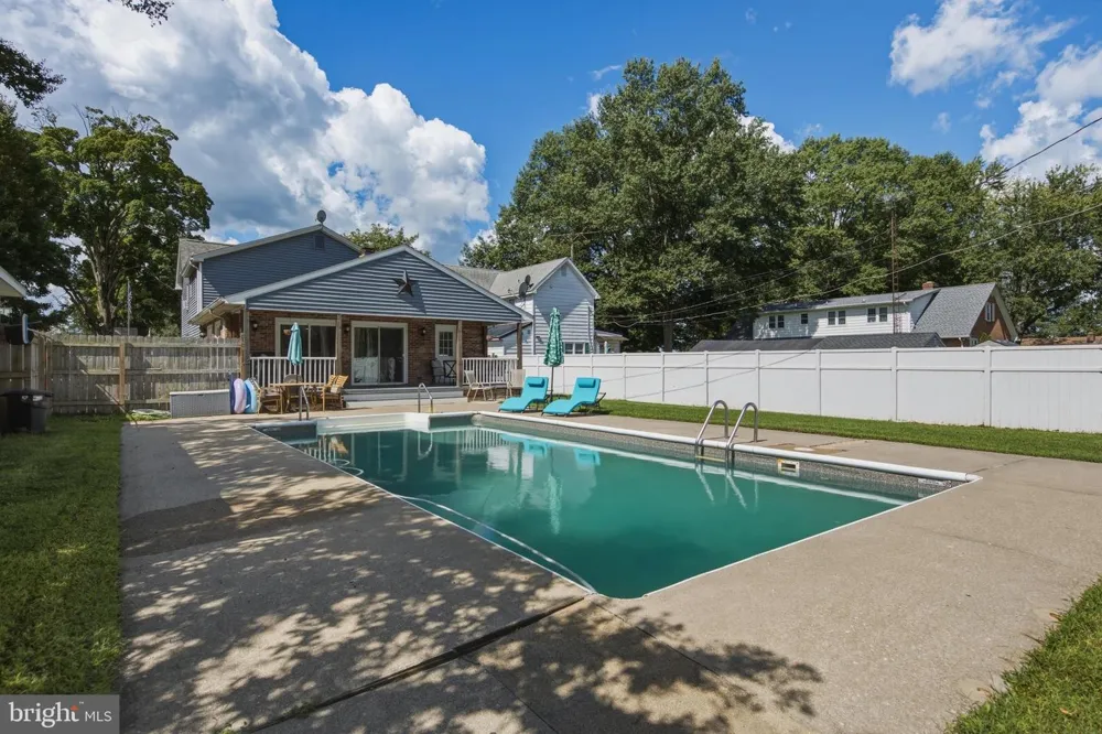 4 MARYLAND AVENUE Ridgely, MD 21660