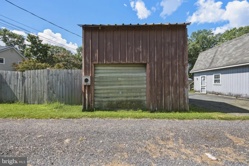 4 MARYLAND AVENUE Ridgely, MD 21660