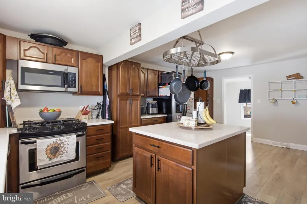 4 MARYLAND AVENUE Ridgely, MD 21660