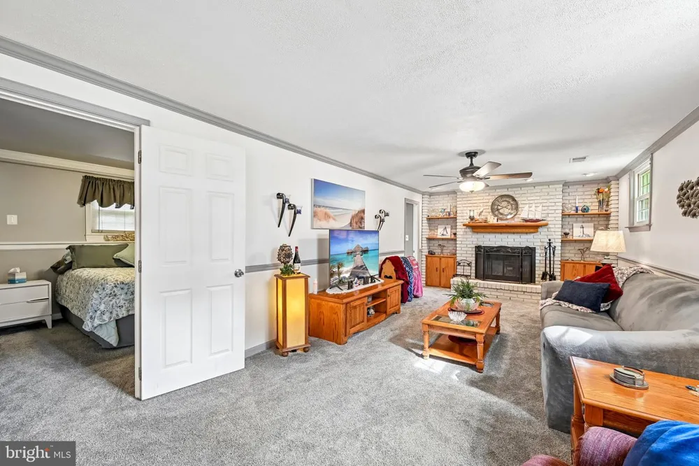 179 9TH STREET Pasadena, MD 21122