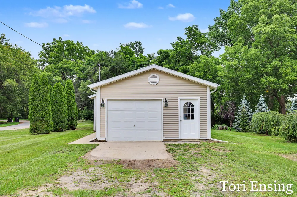 326 Mills Street Greenville City, MI 48838