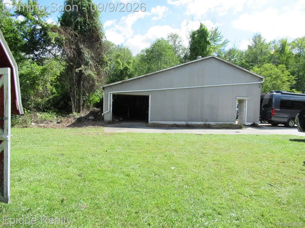 5350 Davis Road St Clair Township, MI 48079