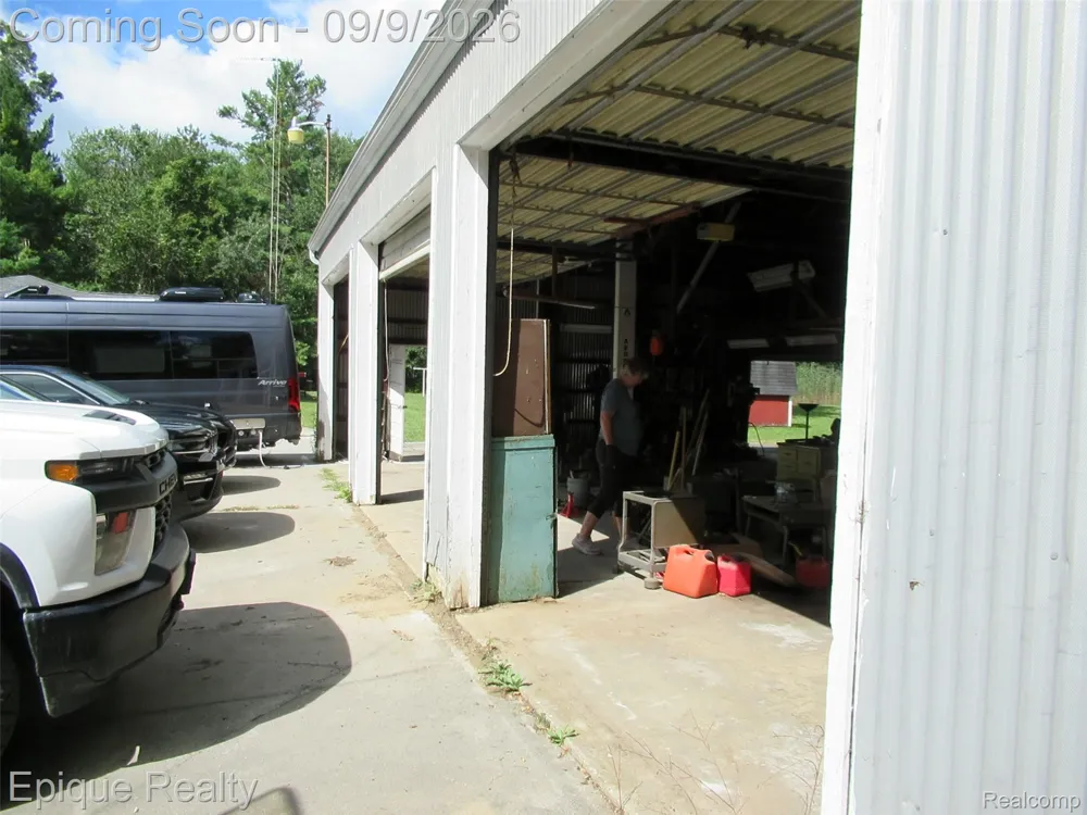5350 Davis Road St Clair Township, MI 48079