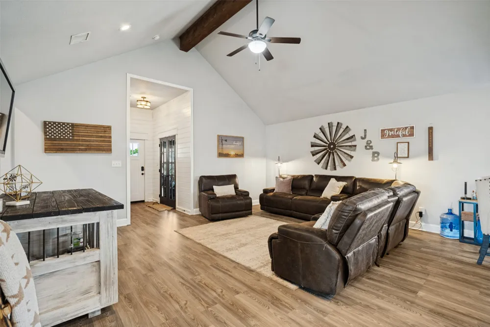 2324 Creek Drive Granbury, TX 76048