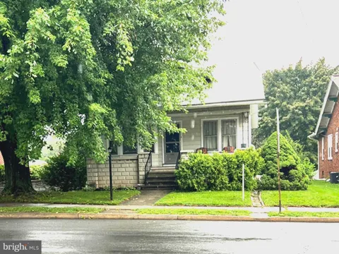 506 12TH STREET
