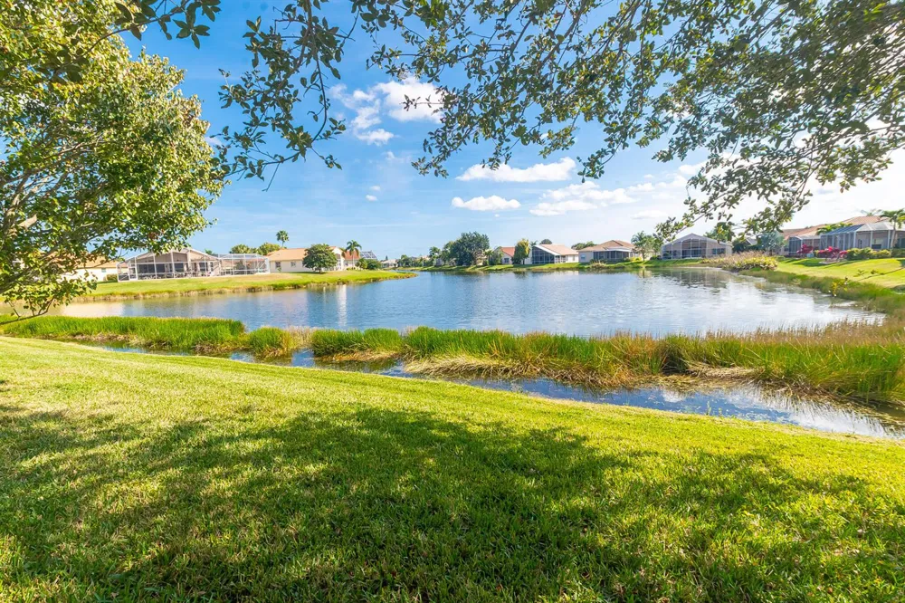 468 NW BLUE LAKE DRIVE Port St. Lucie, FL 34986